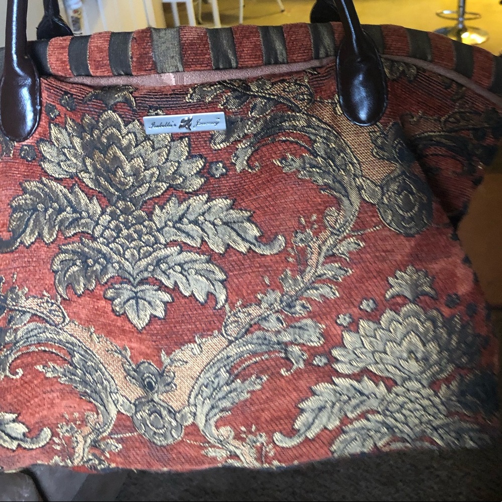 Isabella’s journey purse